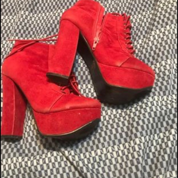 Red Heels for sale - Picture 2 of 2